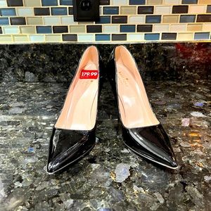 Katespade size 7 1/2 excellent condition